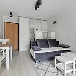 Platinium Comfy Studio Hallera